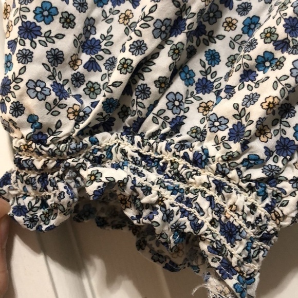 max Studio Floral Print Smoked Top Size Small - Picture 2 of 4